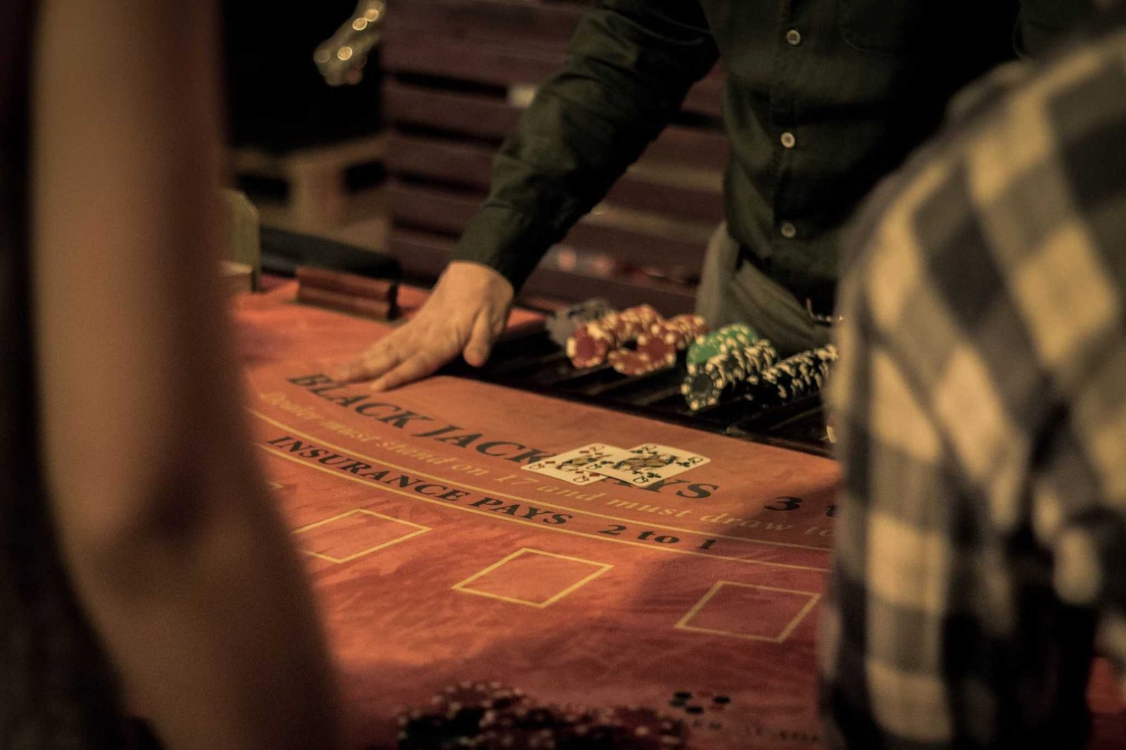 8 Casino Etiquette Rules Everyone Should Know